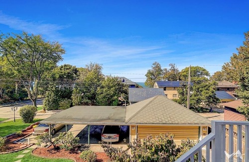 Saint Joseph Apartment | Apt2B/monthly: St. Joe NHBD walk to beach/downtown