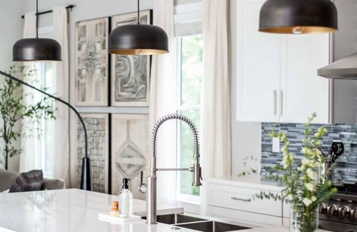 East Atlanta Apartment | Aquarius Rising