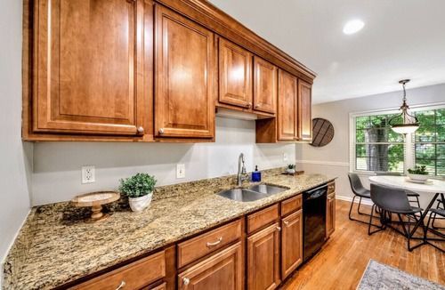 East Cobb House | ATH - Walton HS - Ranch - Fenced (Mockingbird)