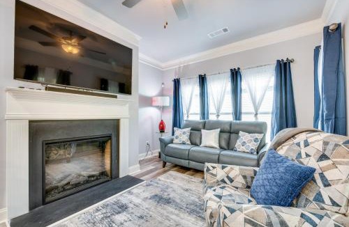 Church Street House | Atlanta Home w/Patio, 8 Mi to Downtown + Aquarium