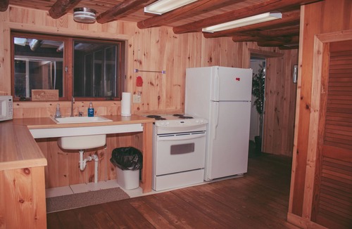 Au Train House | Au Train Island View Lodge: Summer Adventure Hub — Trails, Beach & Boating Nearby