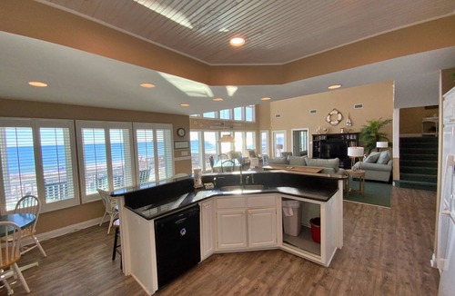 Morgantown House | August on Sale! Beachfront in Morgantown, Pools, Pickleball