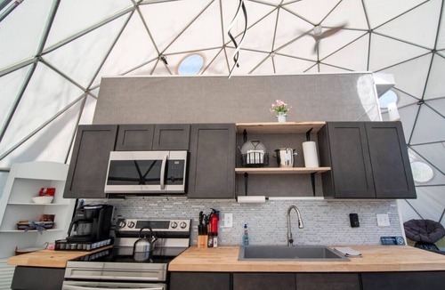 Coalmont House | Award-Winning Dome On 18 Acres Near State Parks, Trails, and Waterfalls