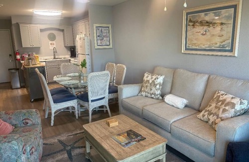 Fort Morgan Condo | Bama Beach Bungalow Fort Morgan Sleeps 6 -2 bedroom