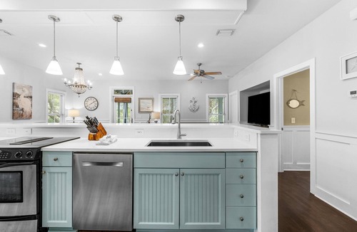 Seacrest Cottage | Beach cottage with 3 big beds, beach gear & walking distance to pool & beach!