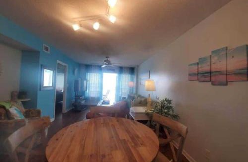 Gulf Shores House | Beachfront Condo Heated Pools Views Near Hangout