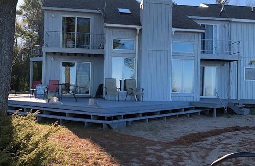 Harrisville House | Beachfront Home on Lake Huron, clean sandy beach. Book now for Fall or summer!