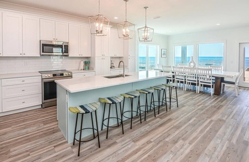 Southpointe House | Beachfront House with Pool! 6 BR/6.5 Beachfront Paradise!