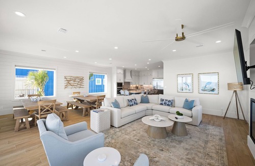 Southpointe House | Beachfront Luxury | Private Pool | Elevator