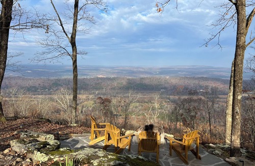 Mentone Cabin | Bear Brow Cabin. Amazing view from brow to valley below.