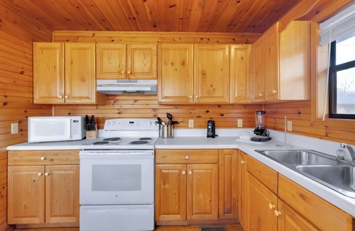 Celina Cabin | Beautiful 2-Bedroom Chalet .5 Miles from Dale Hollow Lake #4