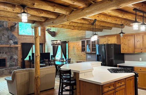 Barryton House | Beautiful 4-BD 9 bed house with heated in-ground pool, fire pit, fiber internet