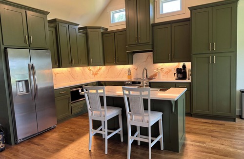 Decaturville House | Beautiful 4 Bedroom House on the Tennessee River Golf Course