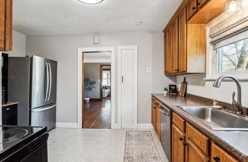 Plymouth House | Beautiful 5-bedroom historic home within walking distance to downtown Plymouth