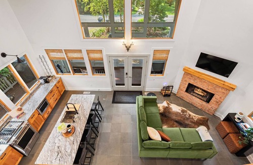 Shorewood-Tower Hills-Harbert House | Beautiful Harbert Home Close to Sandy Lake Michigan Beach!