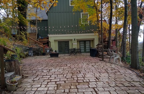 St. Elmo Improvement League Apartment | Beautiful Home for your Vacation Stay in Chattanooga at "Mountain View"