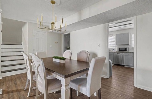 Crestline Heights House | Beautiful Home off Acton, 5 Minutes to Summit, 280