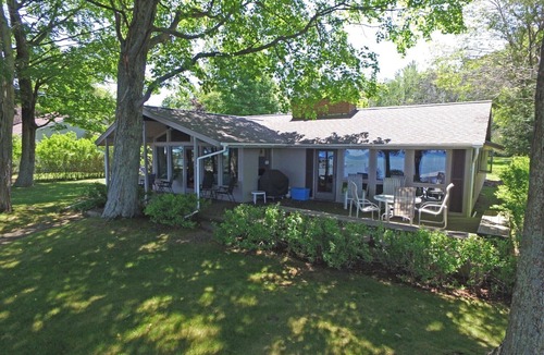 Maple City House | Beautiful Lakefront Home on the South Shore of Big Glen Lake
