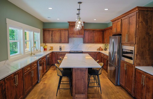 Arley House | Beautiful Smith Lake, AL 12 Steps to the Water! - Sleeps 12 - Game Room + Views