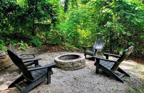 Pine Mountain Cabin | Beautiful sunsets, decks, firepit!