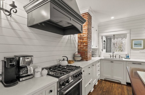 Northport House | Bellwood Beauty