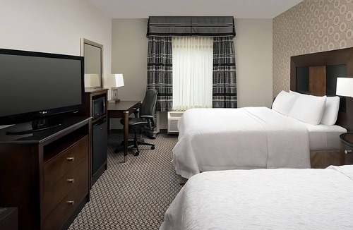 Athens Hotel | Better Choice for your Vacation! 4 Relaxing Units, Indoor Pool, Free Breakfast!