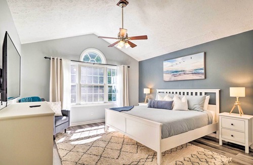 Beulah Cottage | Beulah Family Home ~ 2 Mi to Dtwn + Beach!