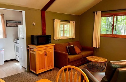 Ontonagon Cottage | Birch Grove at Miller's Cottages