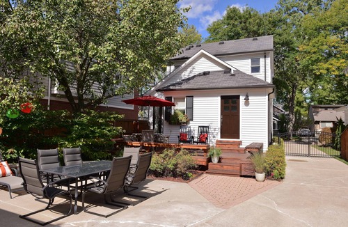 Birmingham House | Birmingham in town, Gorgeous Colonial onTree lined street - private fenced yard