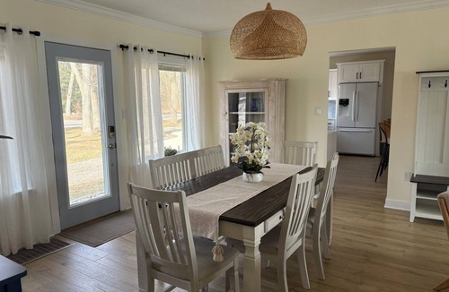Newaygo House | Blue Haven Inn - Hess Lake Lakefront Property - Hot Tub, Kayaks, Central AC