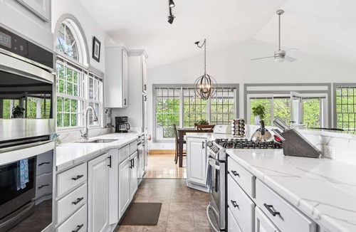 Burkesville House | Boating, Fishing, Golf, and more.
