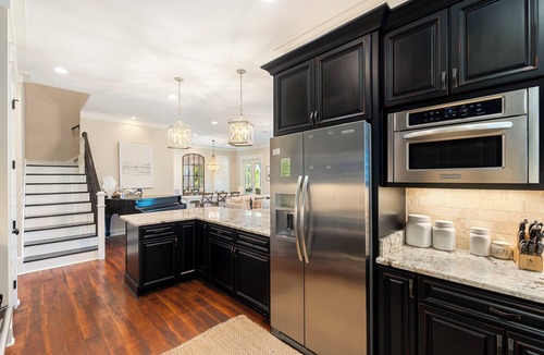 Lakeside at Blue Mountain Beach House | Book for 2026/2027!Discounts!9.8 Rated house,walk to the beach, community pool.