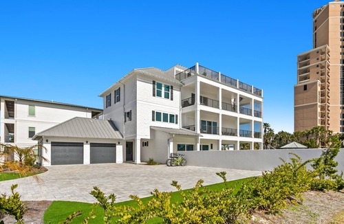 Gulf Pines House | Bourbon Beach - Your Dream Vacation Destination
