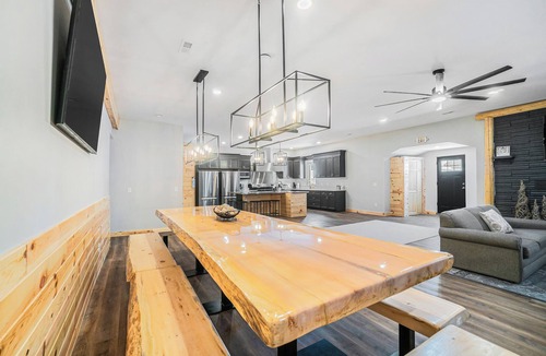 Lewiston House | Bowling Alley! Expansive Group Getaway in Lewiston