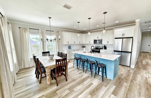Surf Side Shores House | Brand New 4br Private Beach