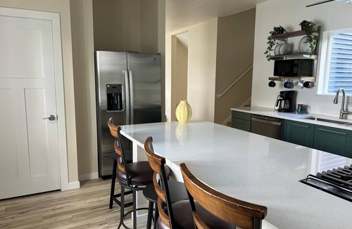 Horton House | BRAND NEW CONSTRUCTION - Tranquil 4-bedroom house with AC on Crispell Lake