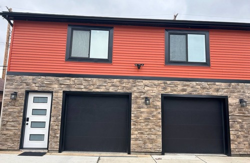 Detroit Apartment | Brand new guest house urban oasis