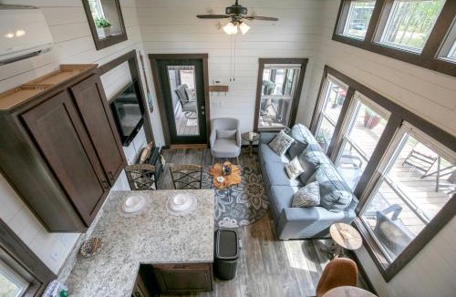 Tracy City House | Breathtaking Cottage with Fire Pit in Tracy City, Tennessee