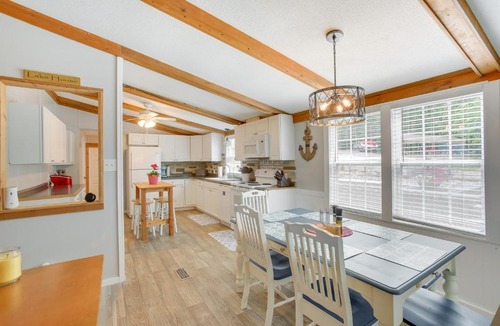 Byrdstown House | Bright Byrdstown Home w/Views of Dale Hollow Lake