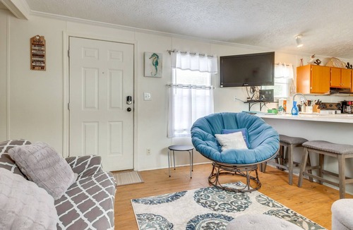 Bayou Grande Villa House | Bright Pensacola Home w/ Backyard - Pets Welcome!