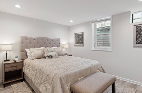 Brighton House | Brighton's Hidden Gem - Chic & Spacious Luxury Suite - 5 mins to downtown!