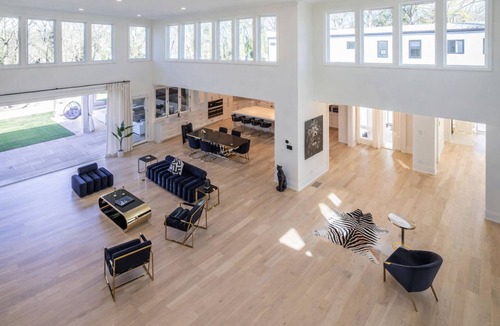 North Buckhead House | Buckhead Luxury Mansion, Heated Pool, Dual Fire Features, 5 Bedrooms