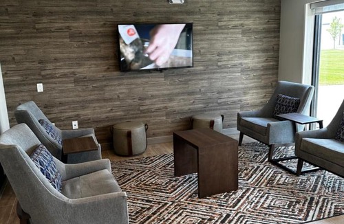 Macomb Hotel | Candlewood Suites Detroit Sterling Heights by IHG