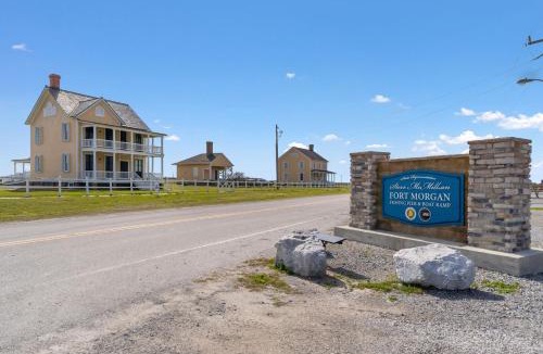 Morgantown House | Candy Land by Vacation Homes Collection