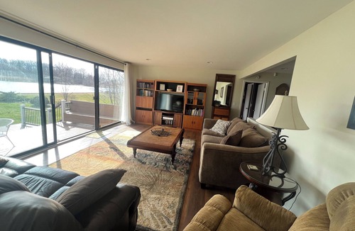 Waterford House | Cass Lakefront 3BR home w fire pit, swim/fish and dock your boat off boardwalk.