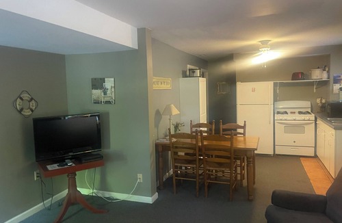 Ludington Cottage | Castle Point Resort on Hamlin Lake . Home, cottages, boat 650 ' Lake frontage
