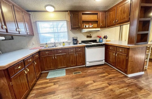 Crane Hill House | Catfish Cabin on Smith Lake- Crooked Creek!