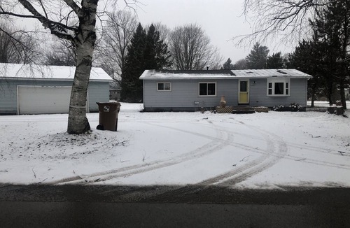 Trenary House | Centrally Located. With in 35 miles from Escanaba, Marquette and Munising.