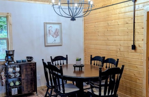 Alden Cabin | Charming 2-bedroom cabin with Water Views on Thayer Lake