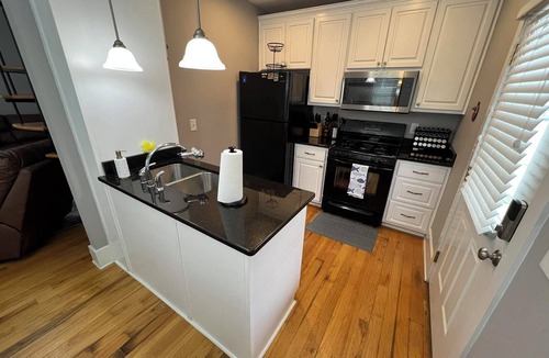 Mount Meigs Cottage | Charming 2-bedroom cottage with GOLF CART at The Waters